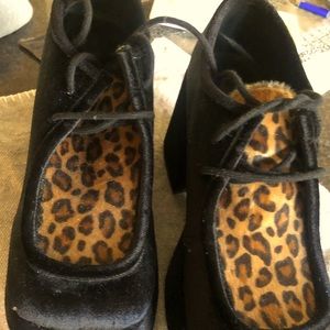 Current mood platform shoe size 9